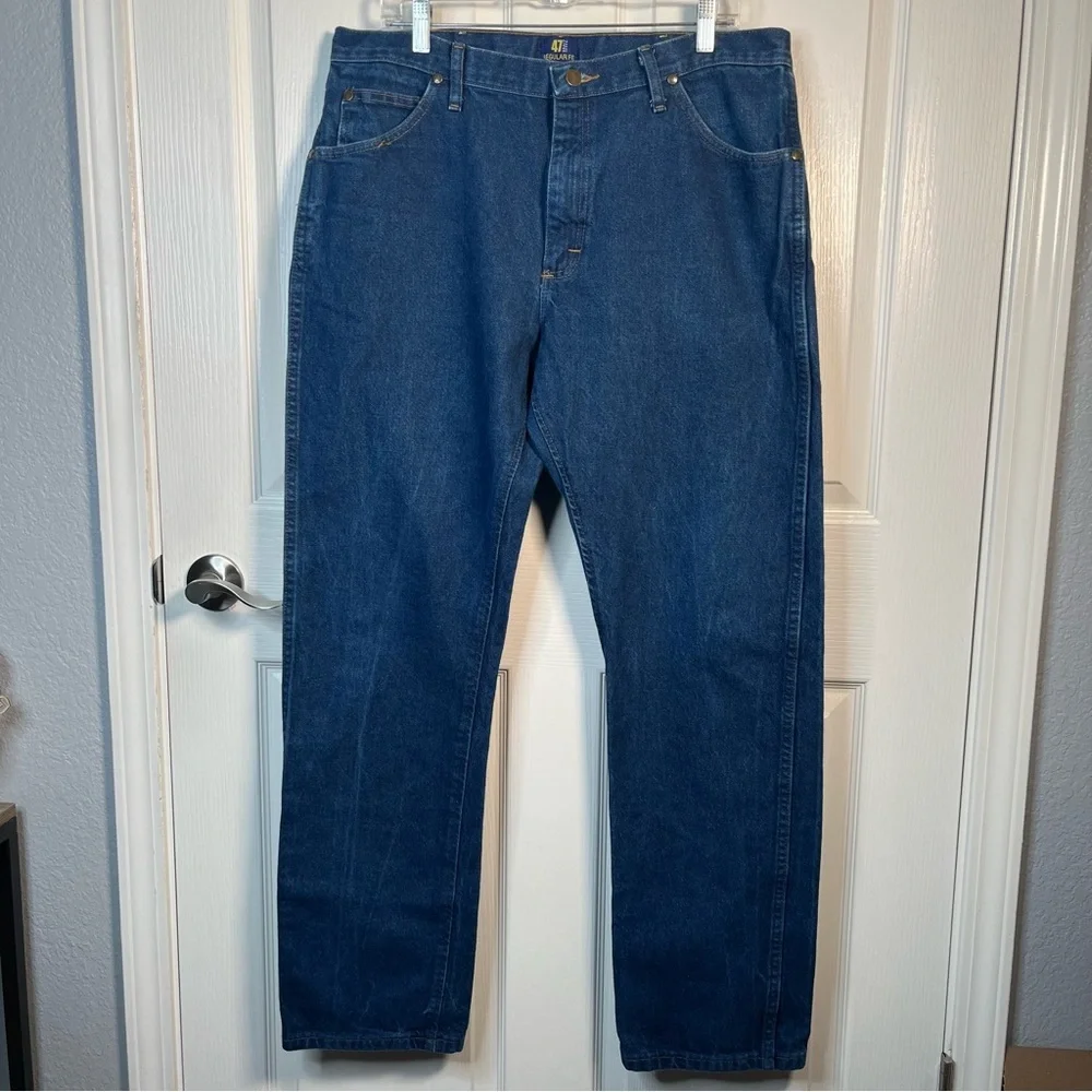 Wrangler Regular Fit Men’s Jeans Sz 38 x 34 Straight